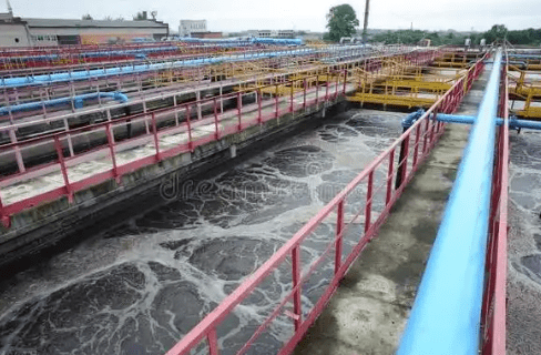 （飼養(yǎng)廠污水消泡劑應(yīng)用場景）